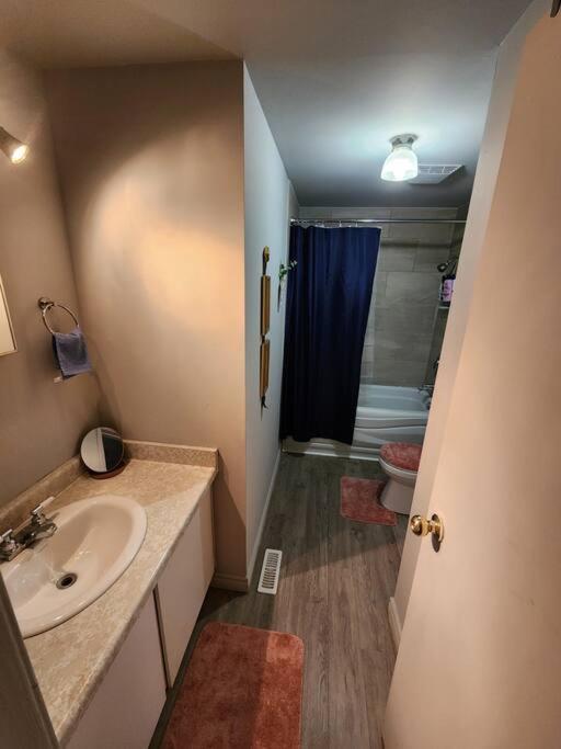 Entire 3 Bedroom House In Elliot Lake Esterno foto